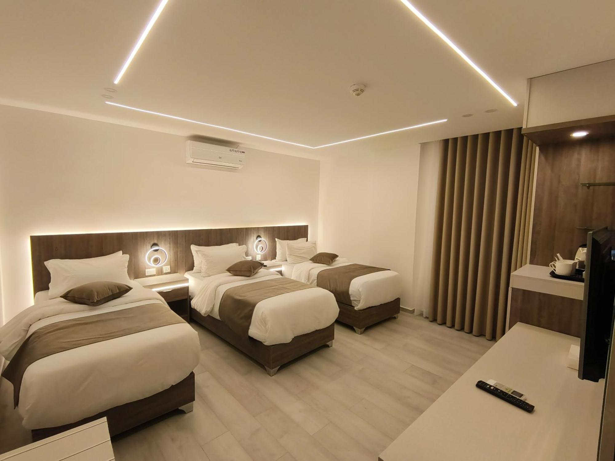 Arena By Trend Hotel Amman Buitenkant foto